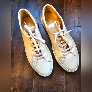Common Projects leather Women's size 9 sneakers, cream